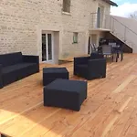 D'hotes Les Rozieres ホームステイ *